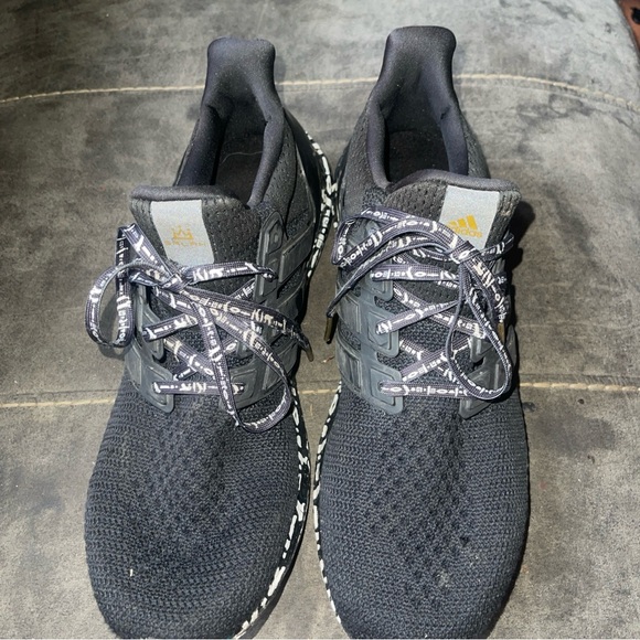 Size 10 - adidas Mohamed Salah x UltraBoost DNA 2.0 Core Black - Picture 1 of 5